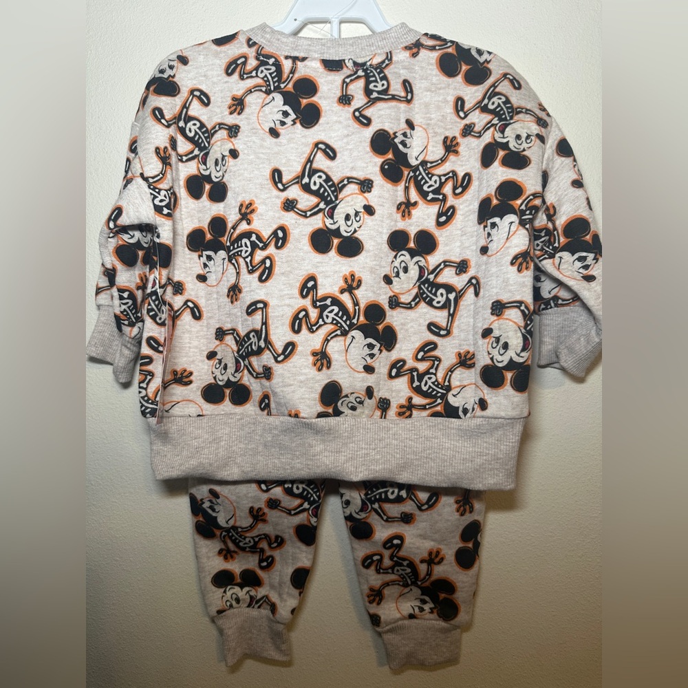 New - Mickey Mouse 2-PC Skeleton Print Glow In the Dark Sweatshirt/Sweatpants